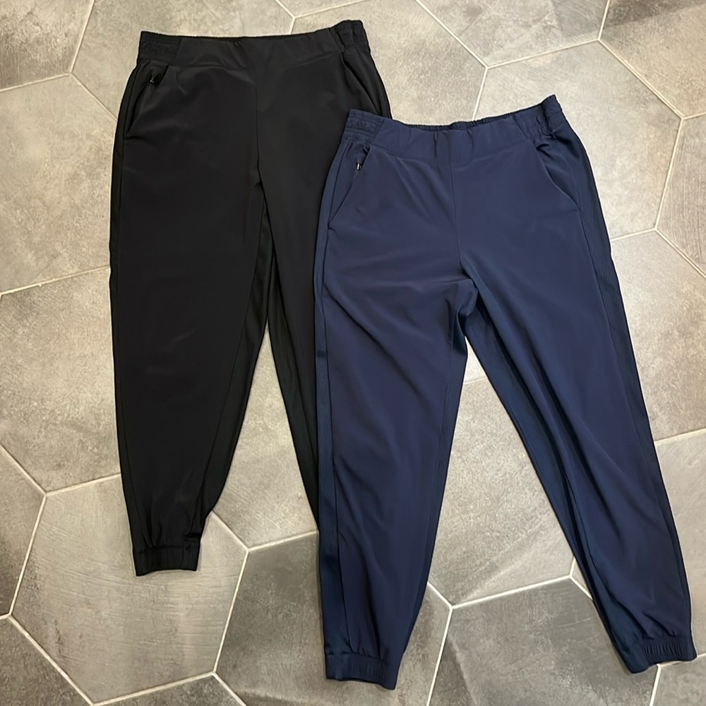 Athleta Brooklyn Jogger 2- fer! Size 12. Great condition.